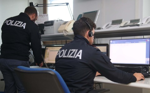 Avviso orale per un giovane coinvolto in droga e stalking a Sondrio
