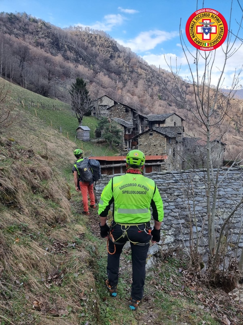 Recupero di escursionisti bloccati in montagna con l’elicottero