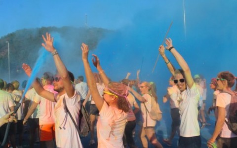Ritorna la Color Run 2026 all’Oratorio di Villa di Tirano