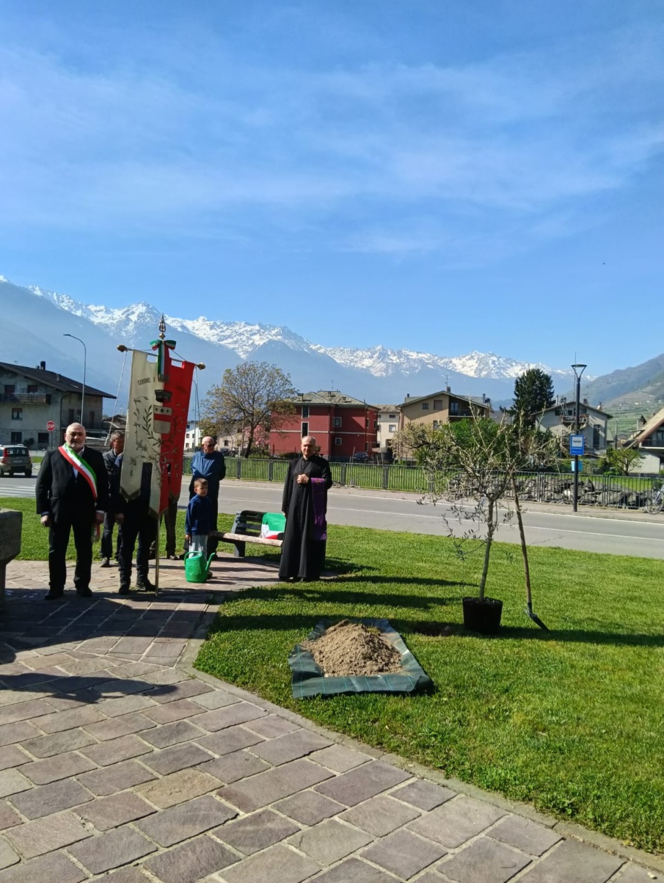 Al Giardino della Memoria si ricorda il sacrificio dei 5 martiri della Resistenza