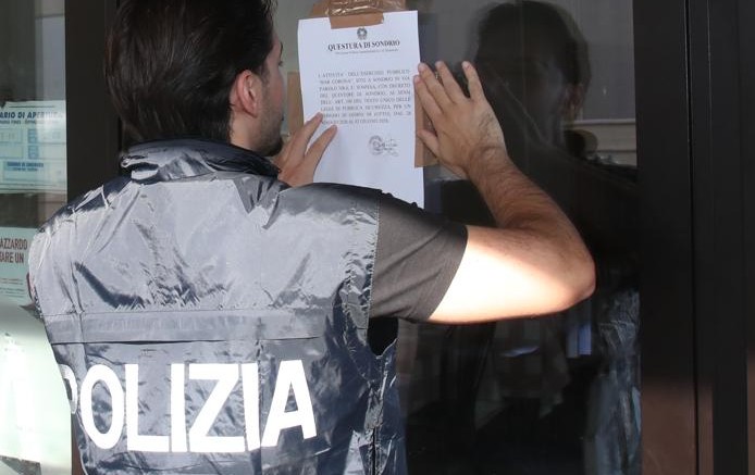 Fratelli d’Italia plaude alla chiusura di un bar da parte del Questore di Sondrio