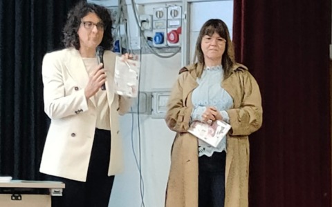 I bambini creano la mappa di Tirano