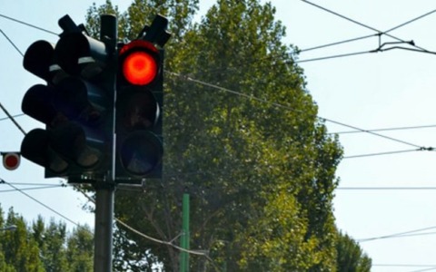 Semafori intelligenti: un passo verso meno traffico e maggiore sicurezza