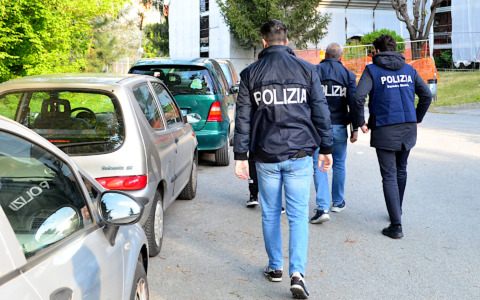 Un 54enne tenta di truffare un’anziana a Sondrio, arrestato in flagranza