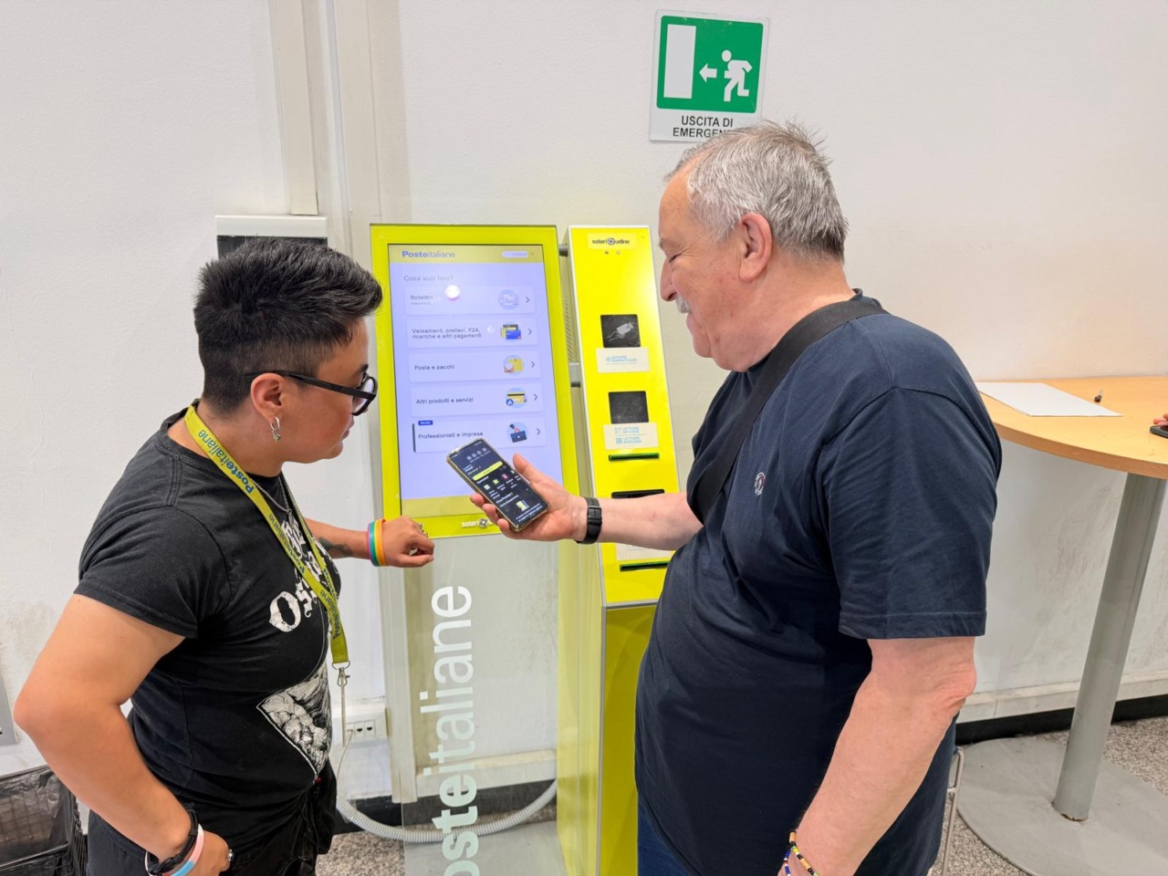 Cresce l’uso dell’app di Poste Italiane tra gli over 80