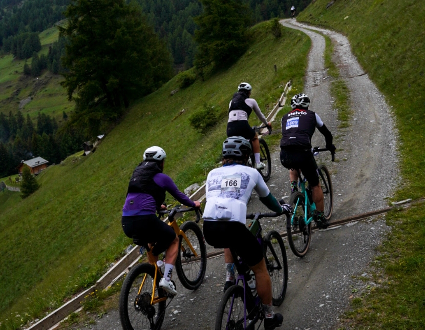 La Stelvio Santini debutta con il Gravel