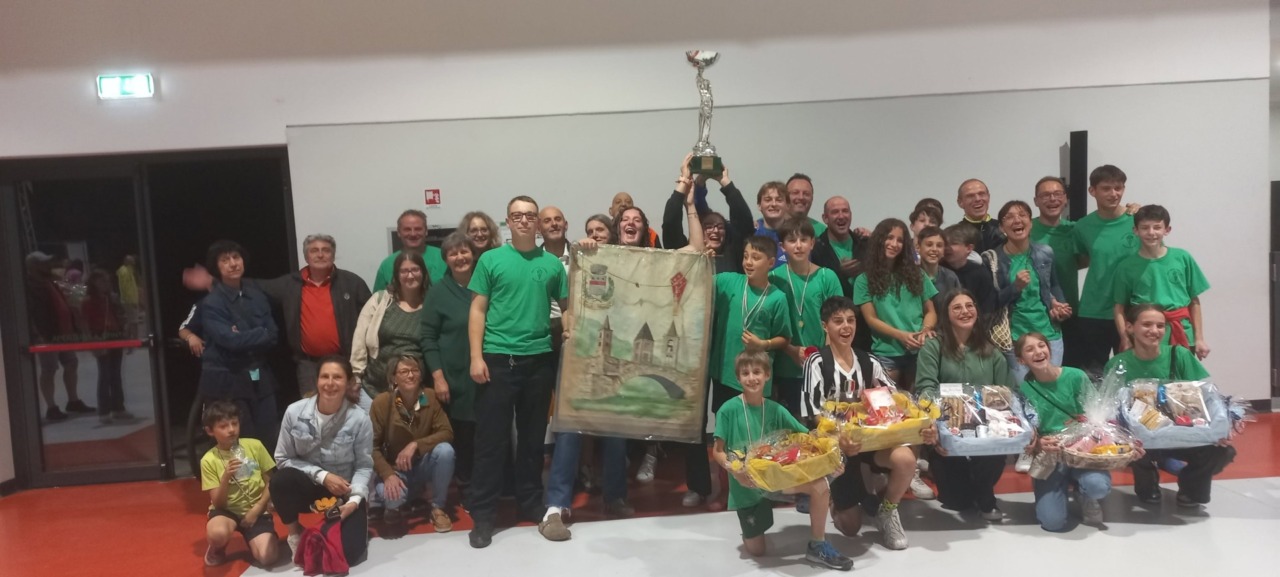 Stazzona trionfa nel Palio delle contrade