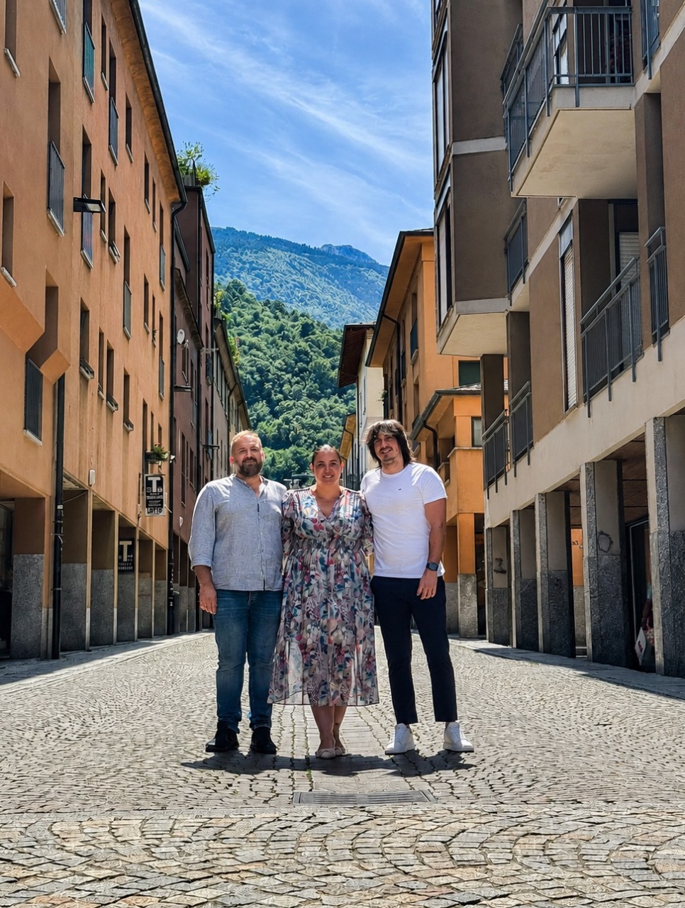 Morbegno lancia La Tavolata in Bianco: un ristorante sotto le stelle