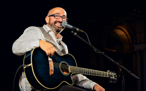 Un’esperienza con i poeti della canzone italiana